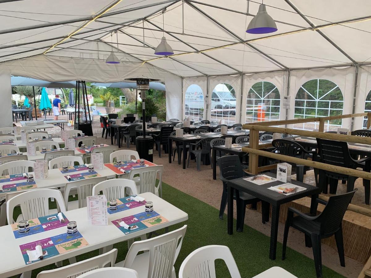 Camping Les Carolins Saint-Lo-d'Ourville Екстер'єр фото
